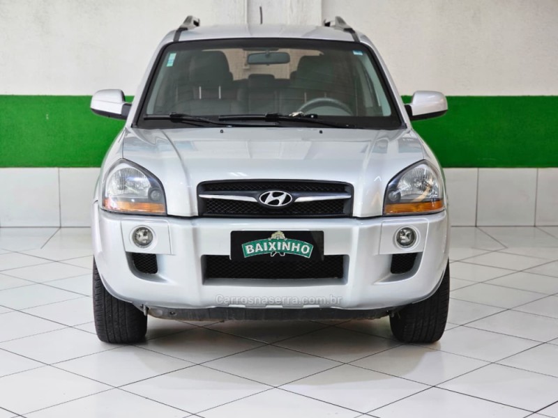 TUCSON 2.0 MPFI GLS 16V 143CV 2WD FLEX 4P AUTOMÁTICO - 2015 - SAPUCAIA DO SUL