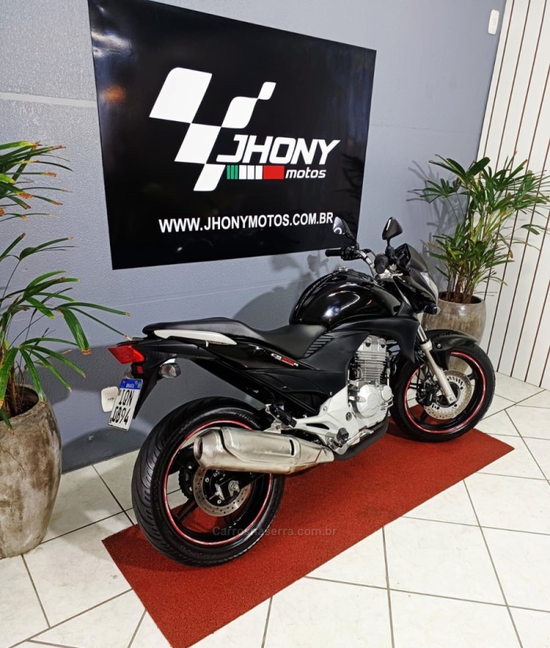 CB 300R  - 2010 - CAXIAS DO SUL