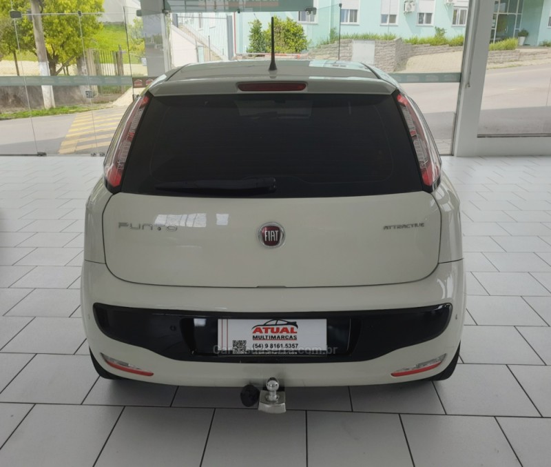 PUNTO 1.4 ATTRACTIVE 8V FLEX 4P MANUAL - 2014 - GARIBALDI