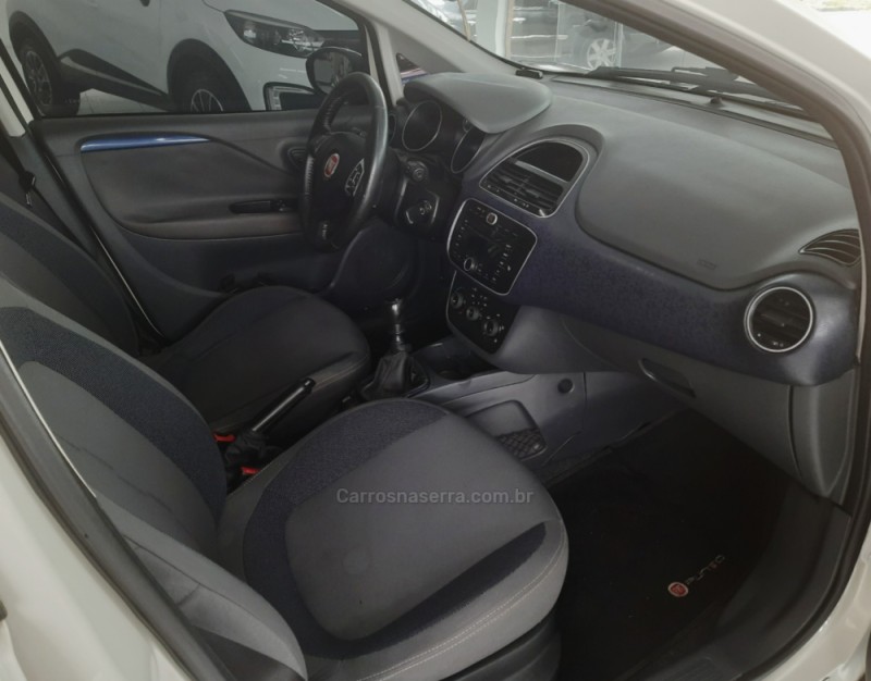 PUNTO 1.4 ATTRACTIVE 8V FLEX 4P MANUAL - 2014 - GARIBALDI