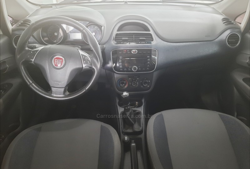 PUNTO 1.4 ATTRACTIVE 8V FLEX 4P MANUAL - 2014 - GARIBALDI