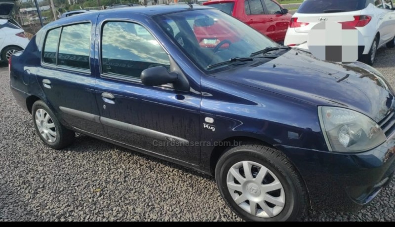 CLIO 1.0 EXPRESSION SEDAN 16V FLEX 4P MANUAL - 2008 - TAQUARA