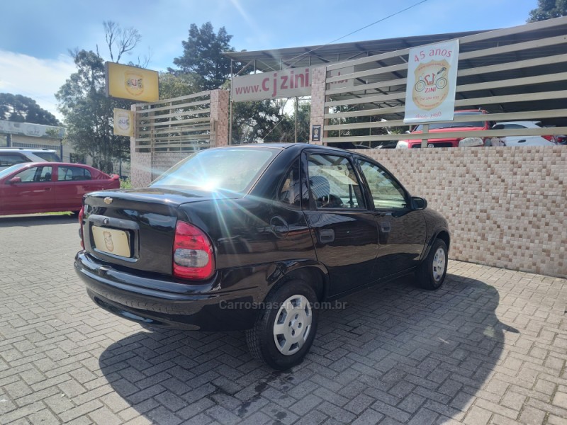 CLASSIC 1.0 MPFI LIFE 8V FLEX 4P MANUAL - 2005 - CANELA