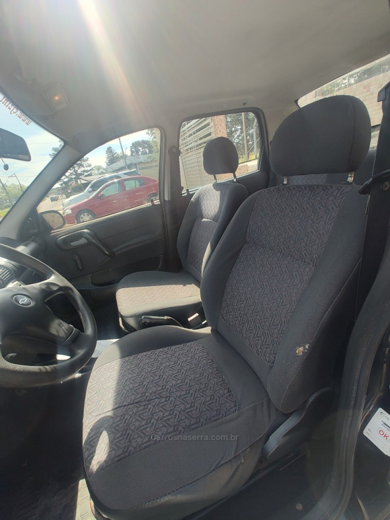 CLASSIC 1.0 MPFI LIFE 8V FLEX 4P MANUAL - 2005 - CANELA