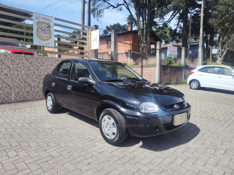 CLASSIC 1.0 MPFI LIFE 8V FLEX 4P MANUAL - 2005 - CANELA