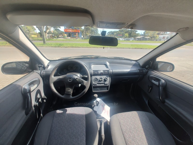CLASSIC 1.0 MPFI LIFE 8V FLEX 4P MANUAL - 2005 - CANELA