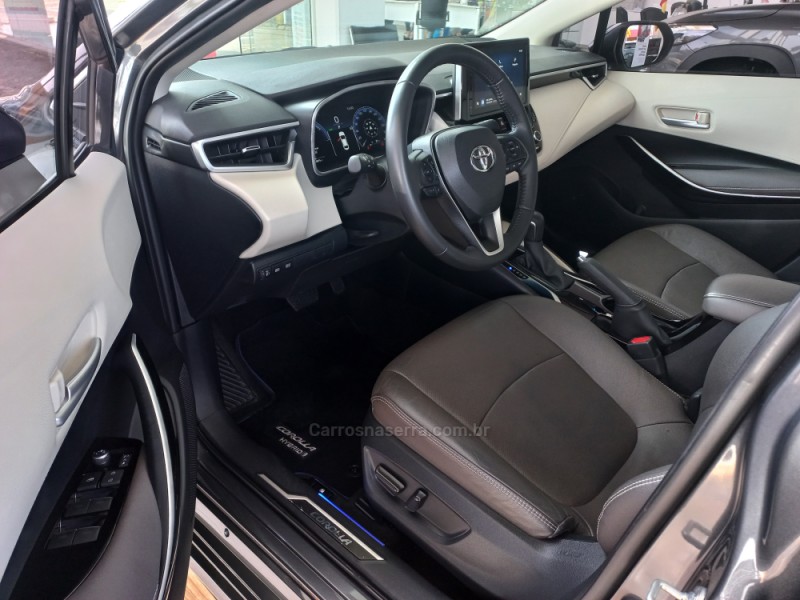 COROLLA 1.8 ALTIS PREMIUM 16V HÍBRIDO 4P AUTOMÁTICO - 2024 - TAQUARA
