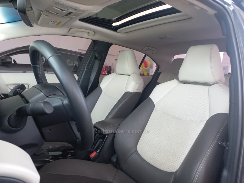 COROLLA 1.8 ALTIS PREMIUM 16V HÍBRIDO 4P AUTOMÁTICO - 2024 - TAQUARA