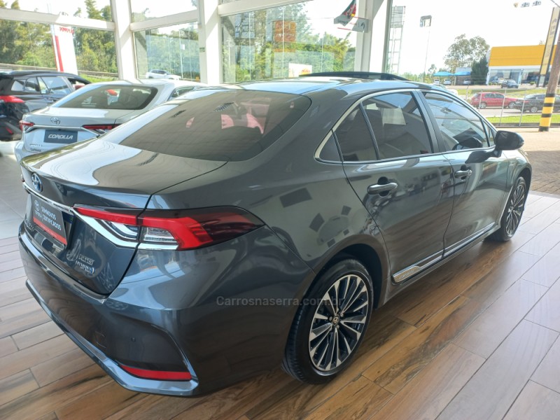 COROLLA 1.8 ALTIS PREMIUM 16V HÍBRIDO 4P AUTOMÁTICO - 2024 - TAQUARA
