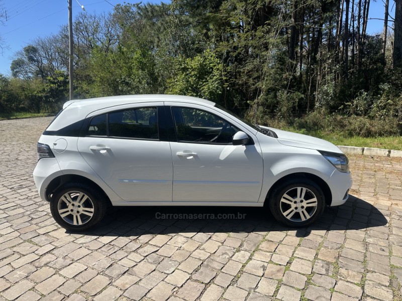 AGILE 1.4 MPFI LTZ 8V FLEX 4P MANUAL - 2013 - NOVA PRATA