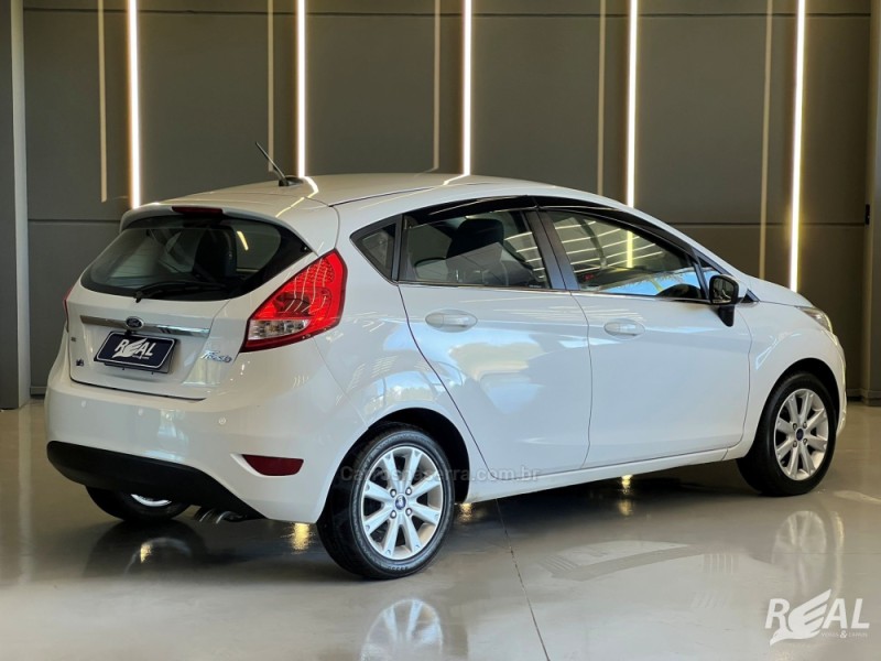 FIESTA 1.6 SE HATCH 16V FLEX 4P MANUAL - 2013 - SAPIRANGA