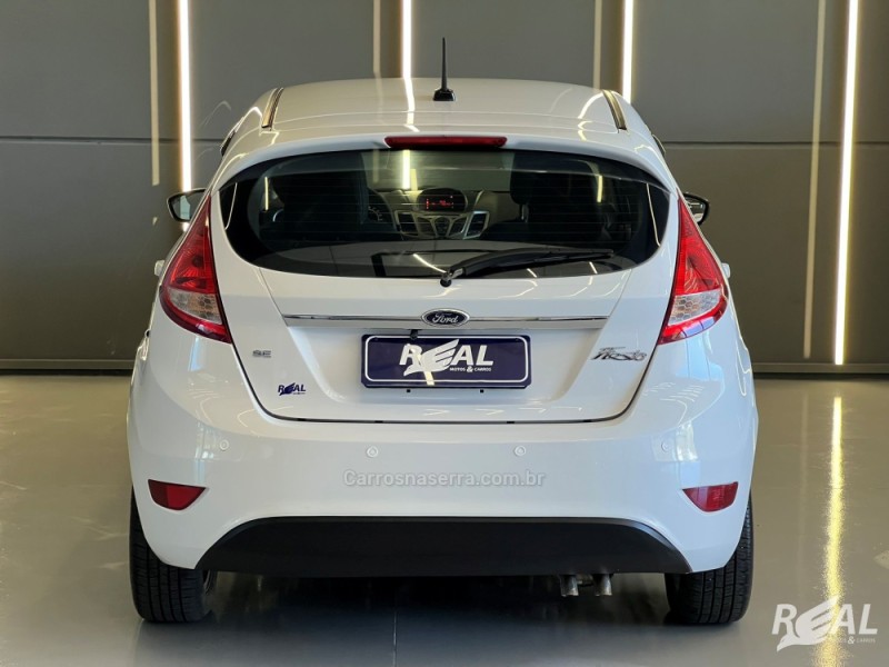 FIESTA 1.6 SE HATCH 16V FLEX 4P MANUAL - 2013 - SAPIRANGA
