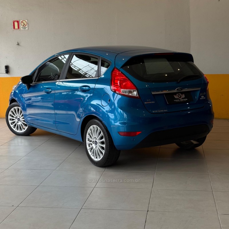 FIESTA 1.6 TITANIUM HATCH 16V FLEX 4P AUTOMÁTICO - 2015 - SAPUCAIA DO SUL