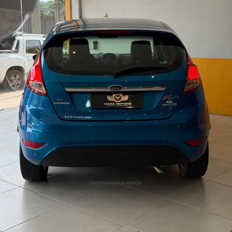 FIESTA 1.6 TITANIUM HATCH 16V FLEX 4P AUTOMÁTICO - 2015 - SAPUCAIA DO SUL