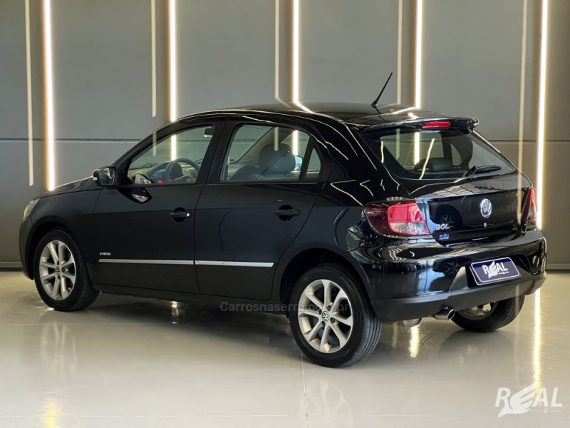 GOL 1.6 MI 8V FLEX 4P MANUAL G.V - 2013 - SAPIRANGA