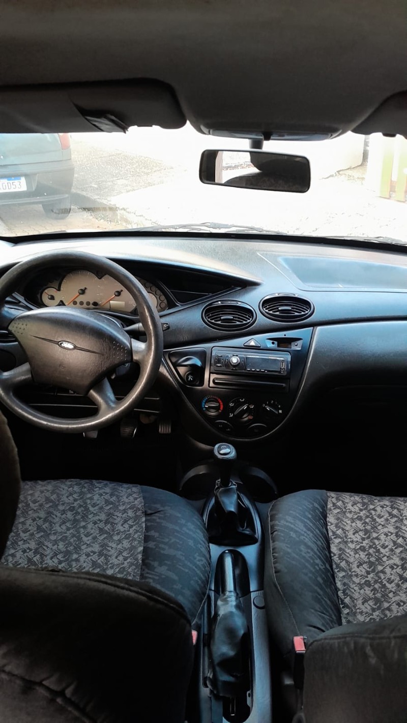 FOCUS 1.6 S 16V FLEX 4P MANUAL - 2005 - ESTRELA