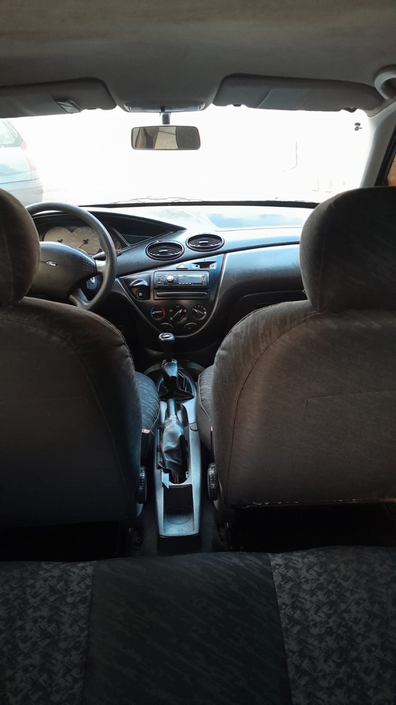 FOCUS 1.6 S 16V FLEX 4P MANUAL - 2005 - ESTRELA