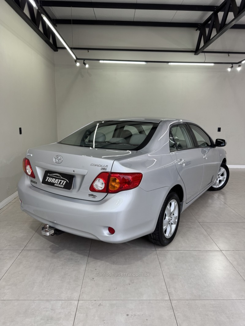 COROLLA 1.8 XEI 16V FLEX 4P AUTOMÁTICO - 2010 - ENCANTADO