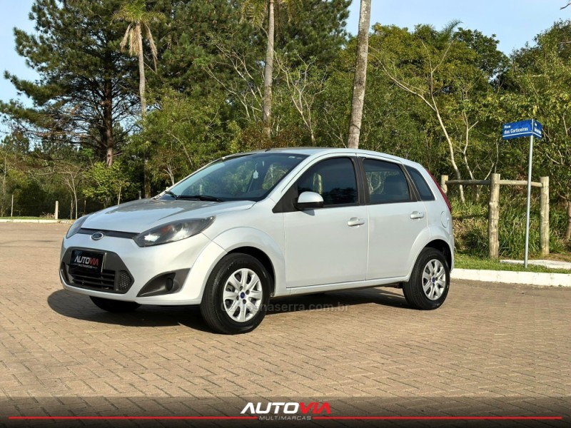 FIESTA 1.6 MPI 8V GASOLINA 4P MANUAL - 2012 - SAPIRANGA