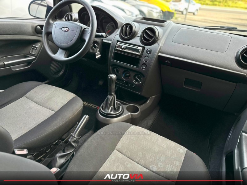 FIESTA 1.6 MPI 8V GASOLINA 4P MANUAL - 2012 - SAPIRANGA