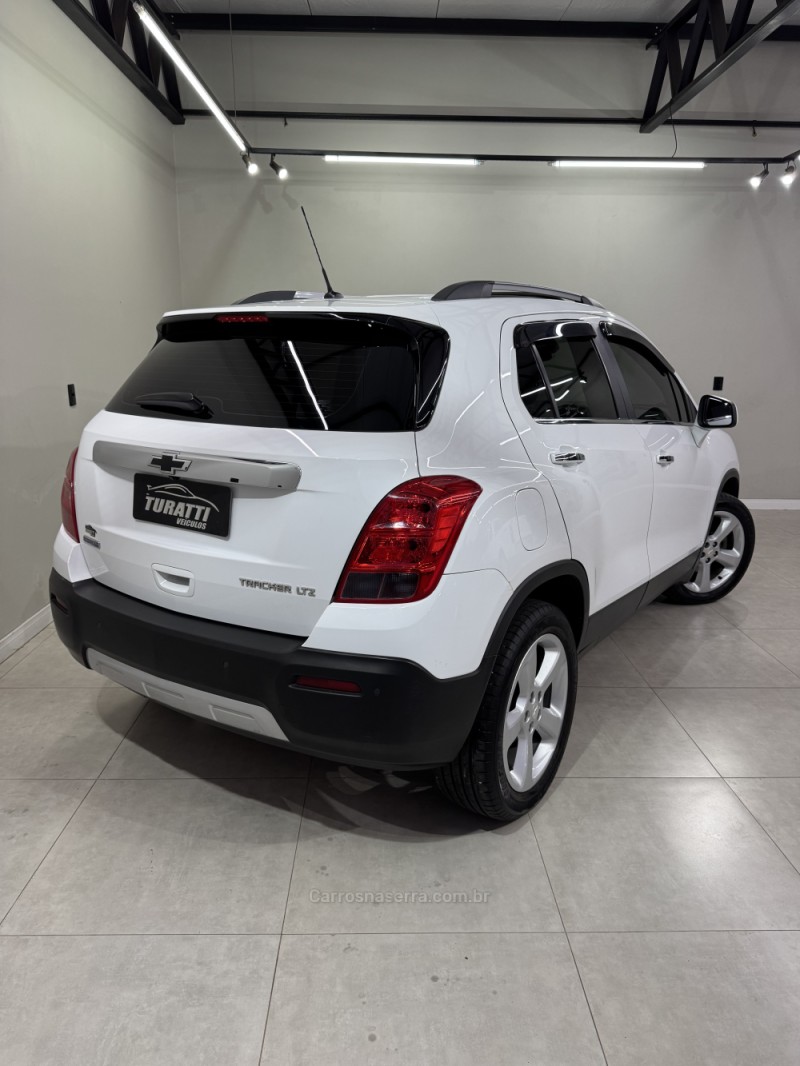 TRACKER 1.8 MPFI LTZ 4X2 16V FLEX 4P AUTOMÁTICO - 2015 - ENCANTADO