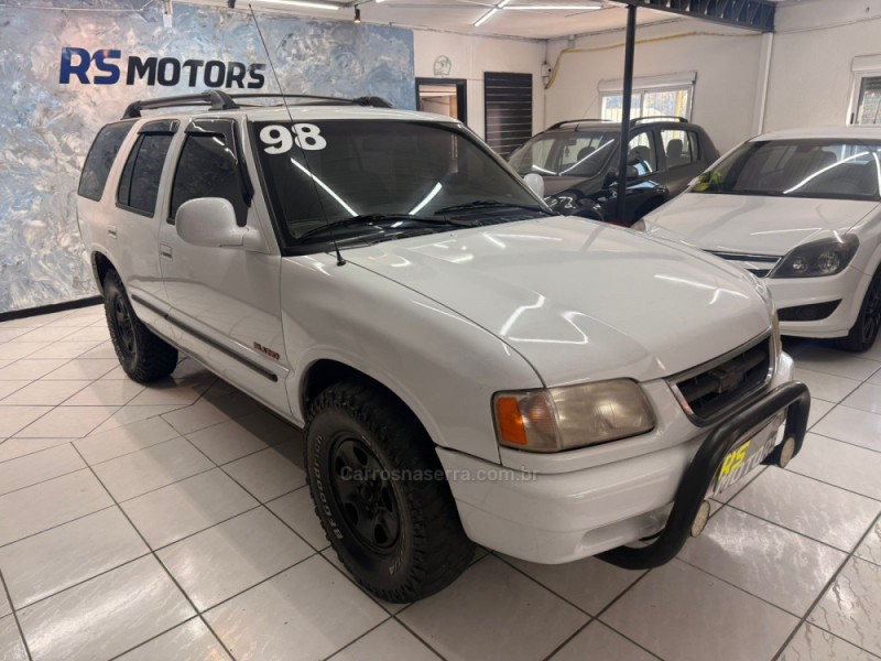 BLAZER 2.2 MPFI DLX 4X2 8V GASOLINA 4P MANUAL - 1998 - CAXIAS DO SUL