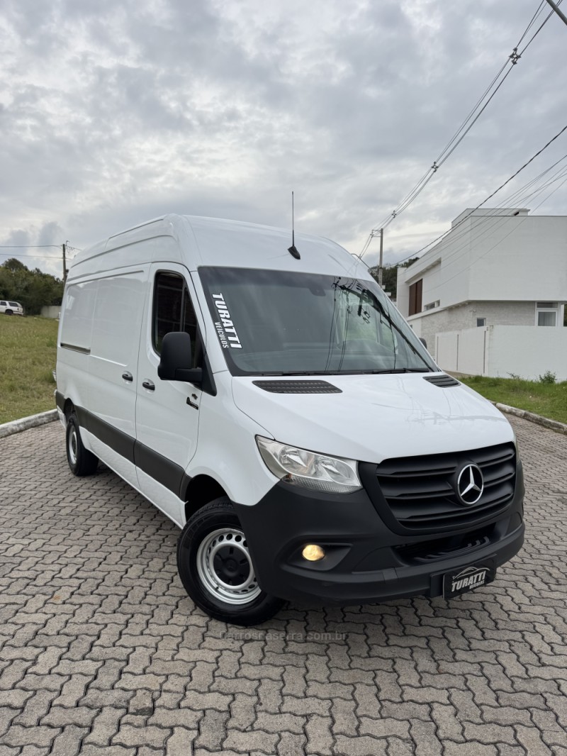 sprinter 2.2 furgao 416 longo teto alto diesel 3p manual 2021 encantado
