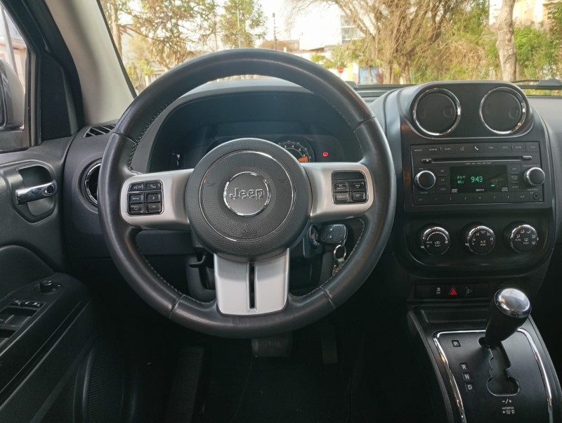 COMPASS 2.0 16V FLEX SPORT AUTOMÁTICO - 2014 - FARROUPILHA