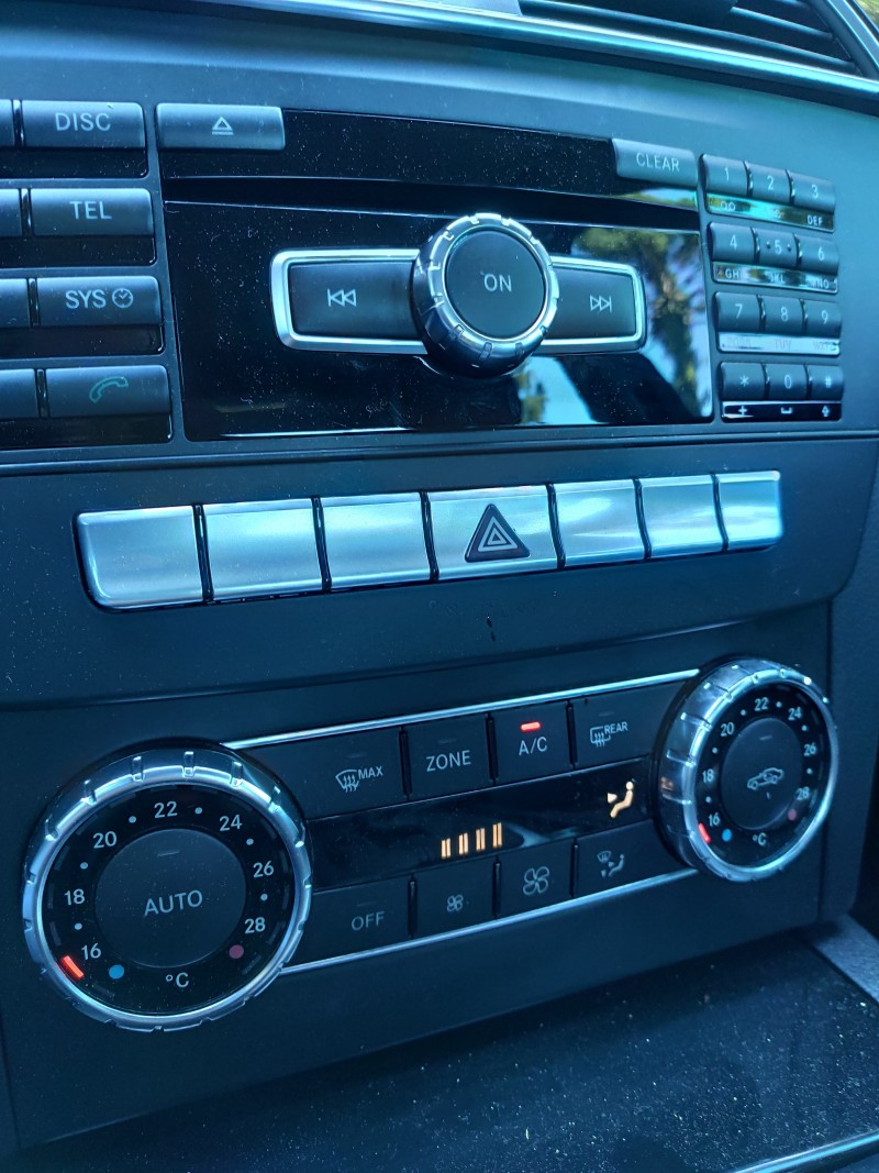 C 180 1.8 CGI CLASSIC 16V GASOLINA 4P AUTOMÁTICO - 2012 - CANELA