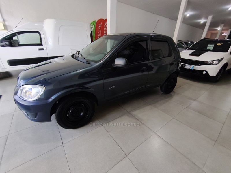 CELTA 1.0 MPFI LIFE 8V FLEX 4P MANUAL - 2009 - ANTôNIO PRADO