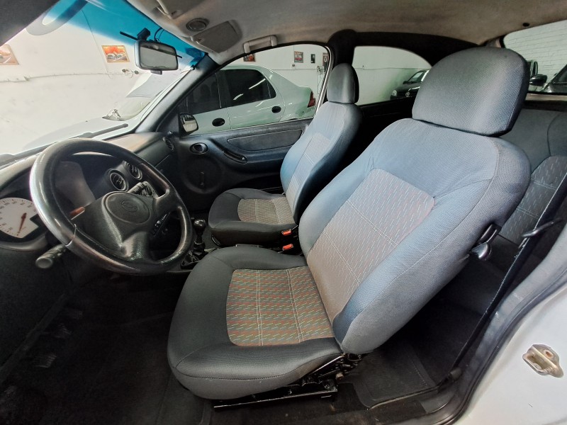 CELTA 1.0 MPFI 8V GASOLINA 2P MANUAL - 2002 - FARROUPILHA
