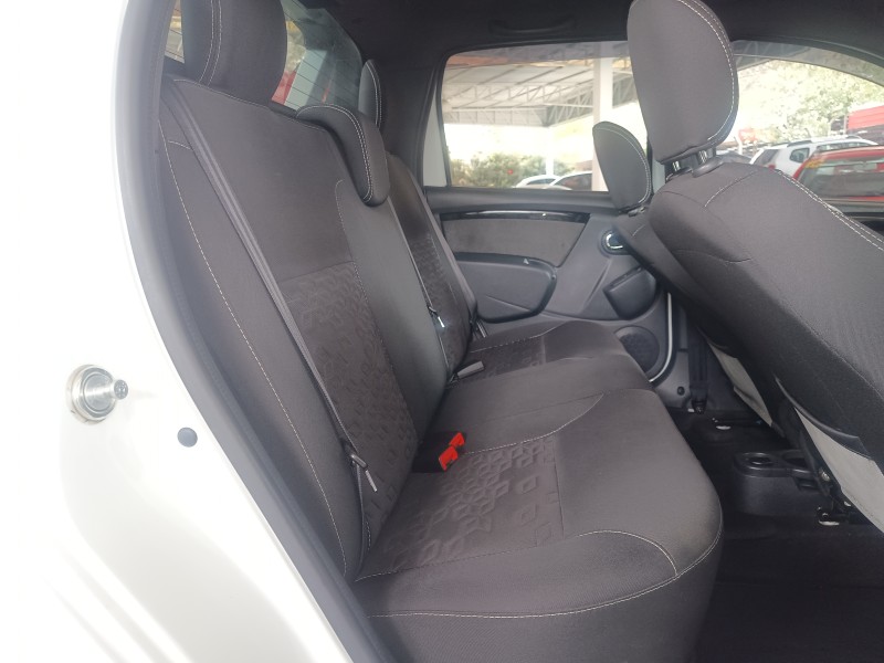 DUSTER OROCH 2.0 16V FLEX DYNAMIQUE 4P MANUAL - 2016 - CAXIAS DO SUL