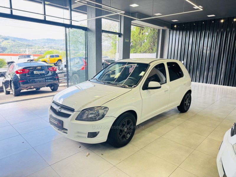 CELTA 1.0 MPFI LT 8V FLEX 4P MANUAL - 2012 - DOIS IRMãOS