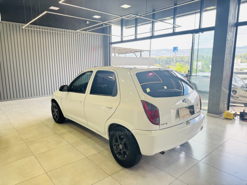 CELTA 1.0 MPFI LT 8V FLEX 4P MANUAL - 2012 - DOIS IRMãOS