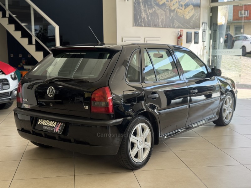 GOL 1.6 MI 8V GASOLINA 4P MANUAL G.III - 2003 - FLORES DA CUNHA