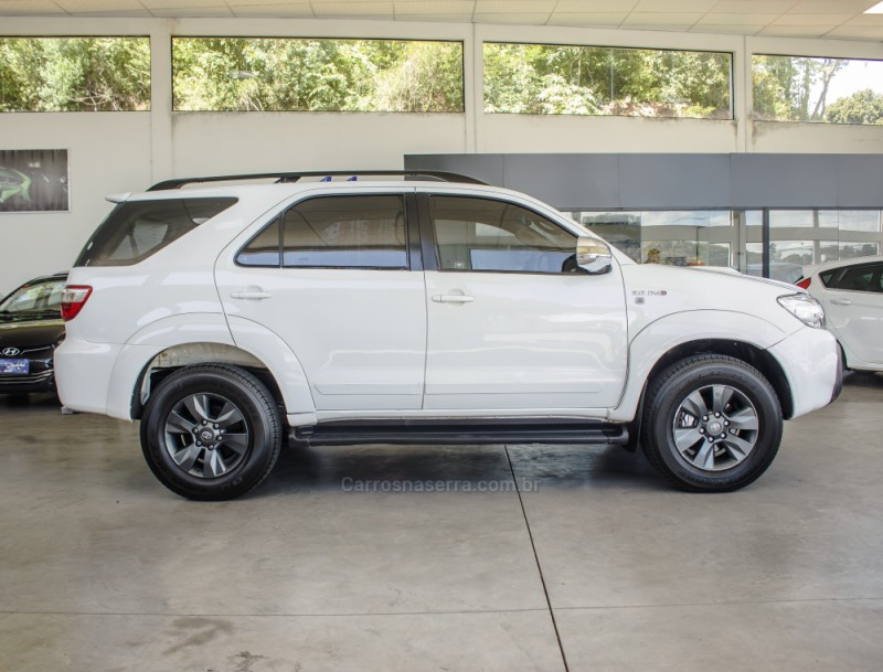 HILUX SW4 3.0 SRV 4X4 7 LUGARES 16V TURBO INTERCOOLER DIESEL 4P AUTOMÁTICO - 2010 - NOVO HAMBURGO