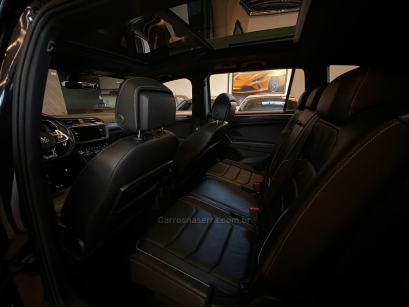 TIGUAN 2.0 ALLSPACE R-LINE 350 TSI 4X4 GASOLINA 4P - 2018 - CAMPO BOM
