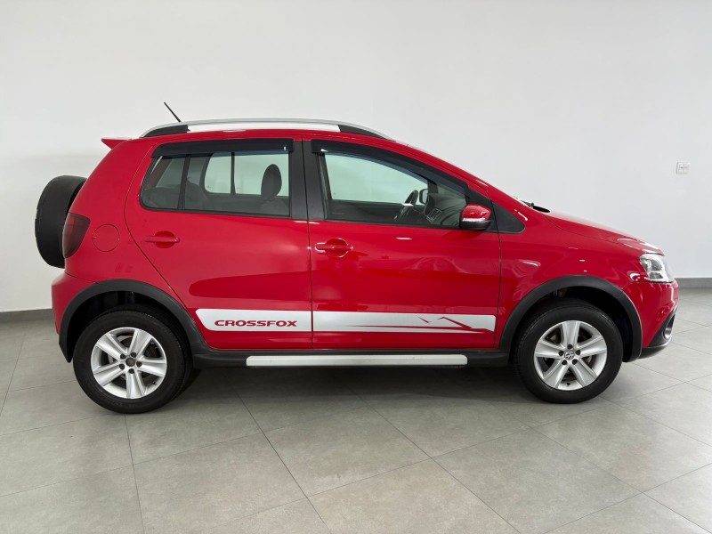 CROSSFOX 1.6 MI FLEX 8V 4P MANUAL - 2011 - FARROUPILHA