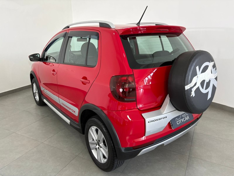 CROSSFOX 1.6 MI FLEX 8V 4P MANUAL - 2011 - FARROUPILHA