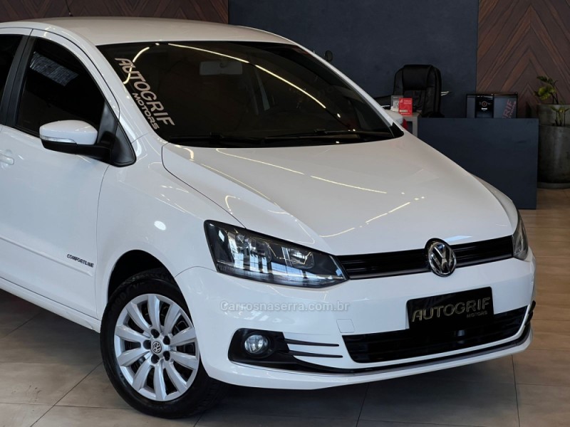 FOX 1.0 MI COMFORTLINE 8V FLEX 4P MANUAL - 2015 - CAMPO BOM