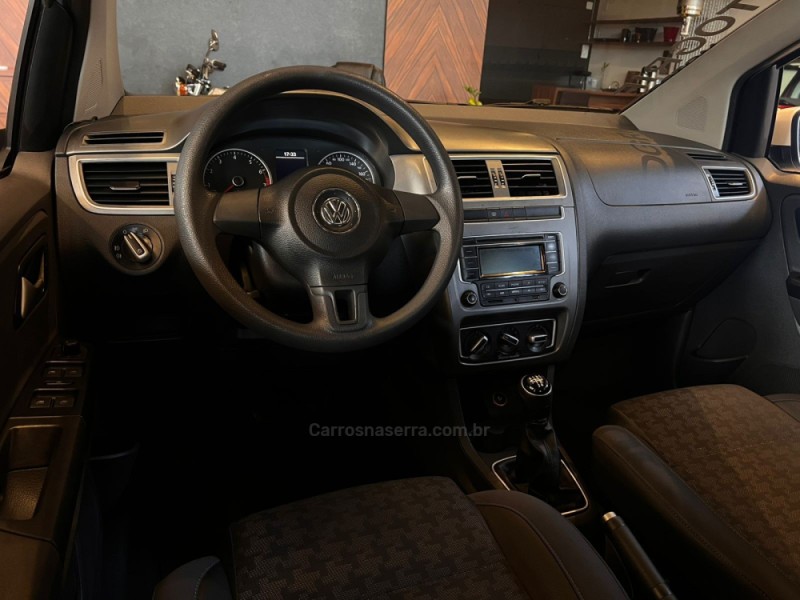 FOX 1.0 MI COMFORTLINE 8V FLEX 4P MANUAL - 2015 - CAMPO BOM