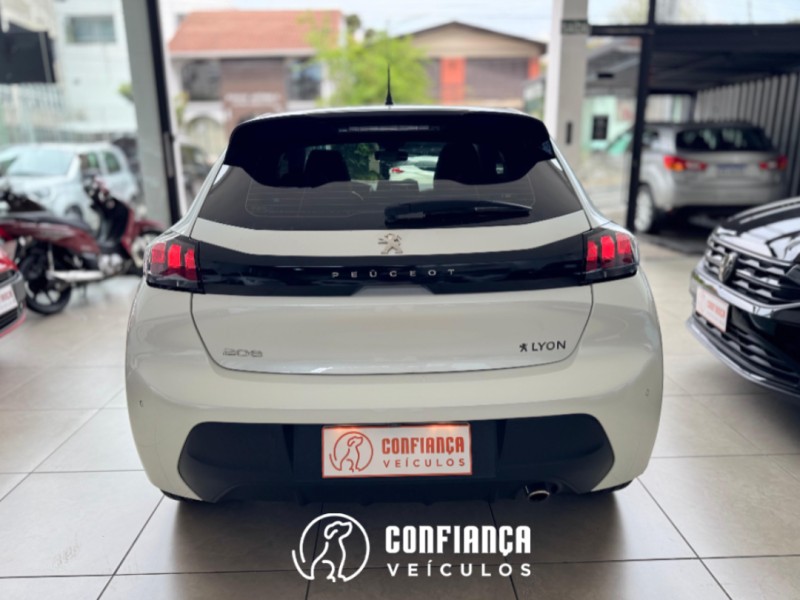 208 1.6 GRIFFE 16V FLEX 4P AUTOMÁTICO - 2022 - BENTO GONçALVES