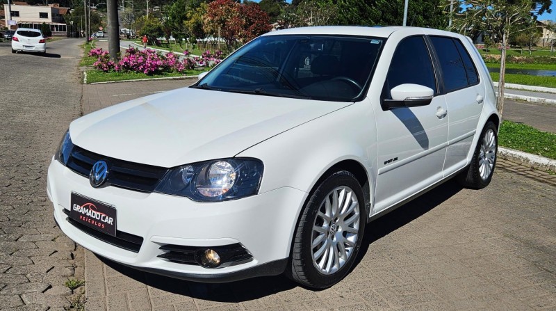 GOLF 1.6 MI SPORTLINE 8V FLEX 4P MANUAL - 2014 - CANELA