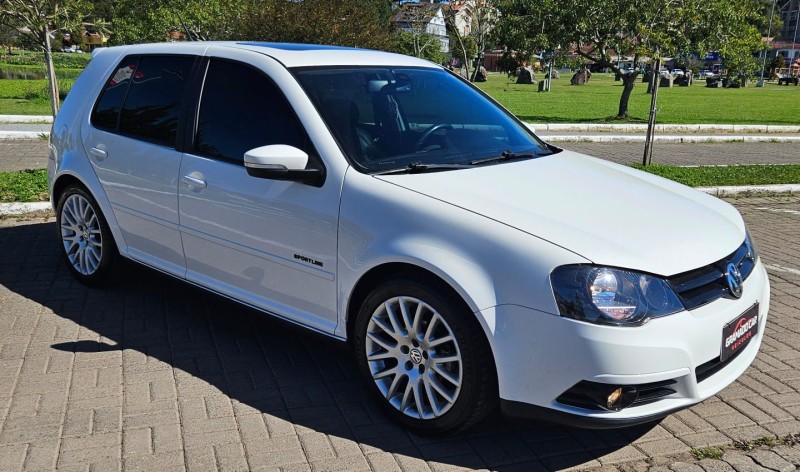 GOLF 1.6 MI SPORTLINE 8V FLEX 4P MANUAL - 2014 - CANELA