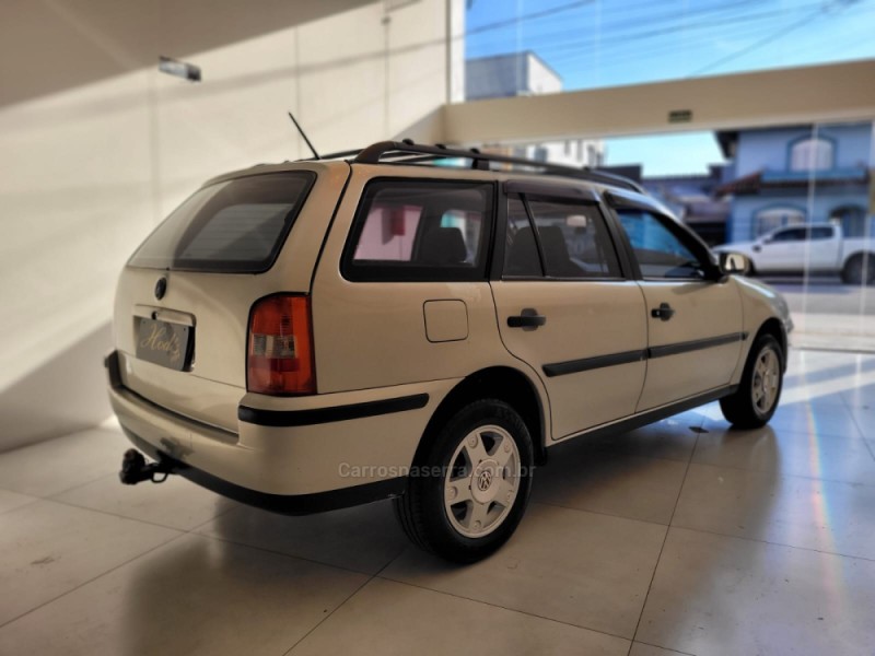 PARATI 1.6 MI 8V GASOLINA 4P MANUAL G.III - 2000 - CANELA