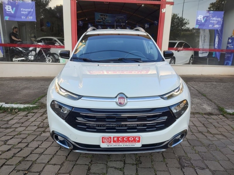 TORO 2.0 16V TURBO DIESEL VOLCANO AT9 4X4 AUTOMÁTICO - 2018 - GUAPORé