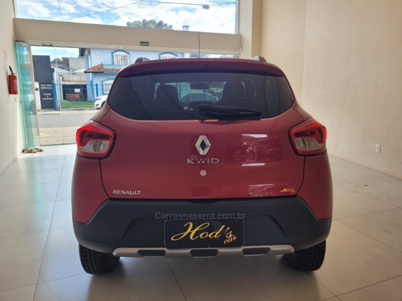 KWID 1.0 12V OUTSIDER FLEX 4P MANUAL - 2021 - CANELA