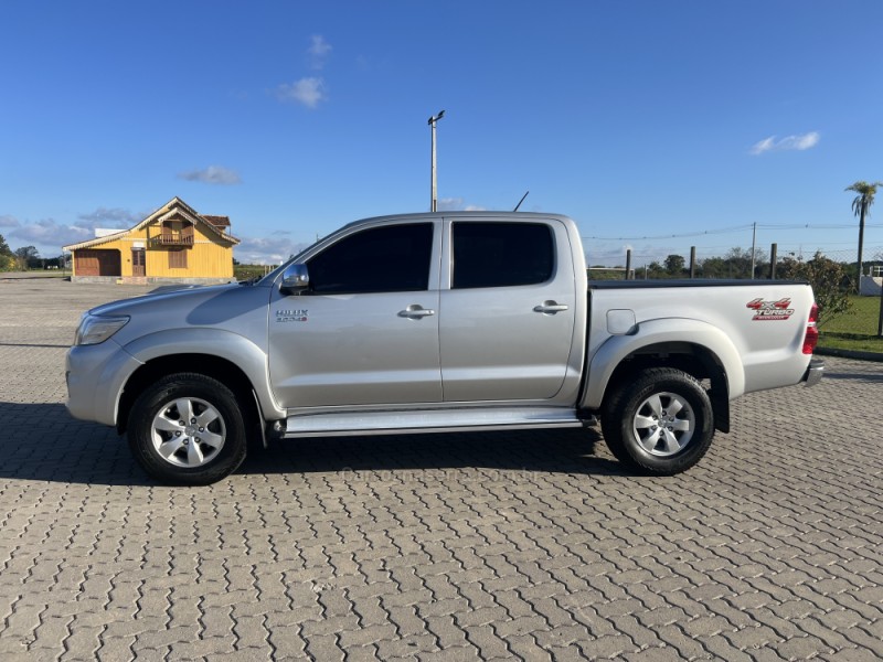 HILUX 3.0 SRV 4X4 CD 16V TURBO INTERCOOLER DIESEL 4P AUTOMÁTICO