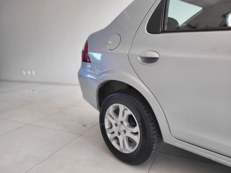 PRISMA 1.4 MPFI LT 8V FLEX 4P MANUAL - 2012 - CANELA