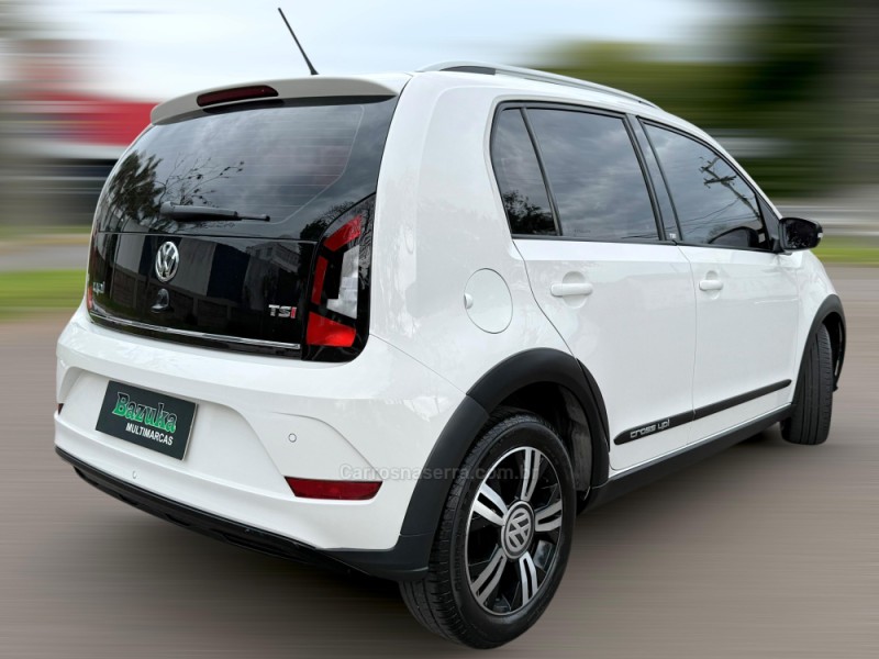 UP 1.0 CROSS T.FLEX 12V 4P MANUAL - 2018 - NOVO HAMBURGO